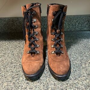 Aquatalia weatherproof boots.
Size: 9
Color: brown